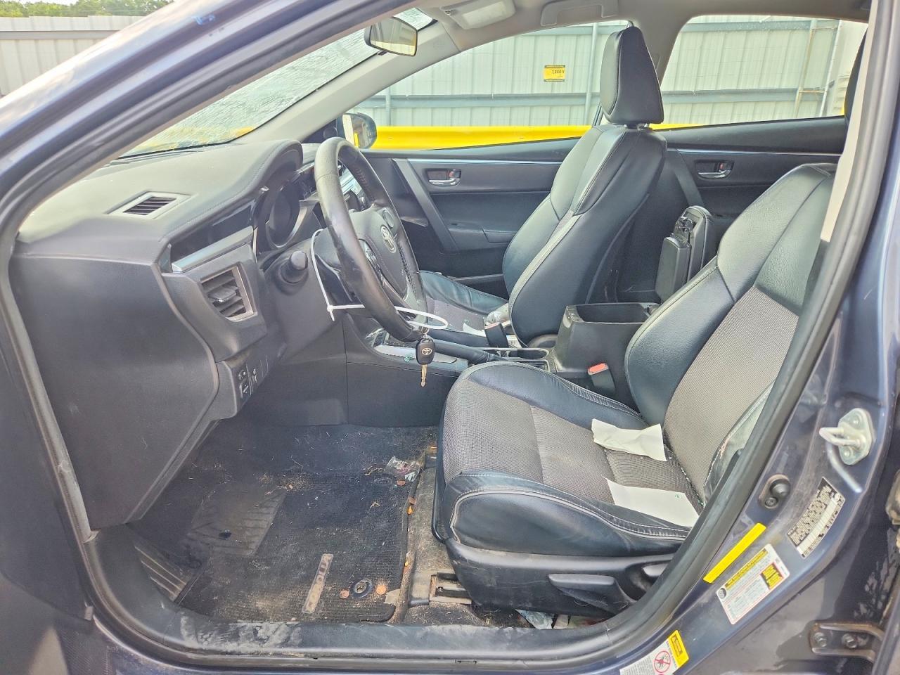 2015 TOYOTA COROLLA