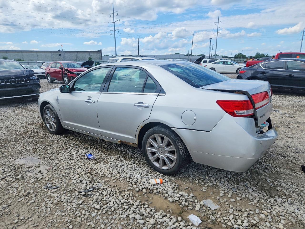 2011 LINCOLN MKZ