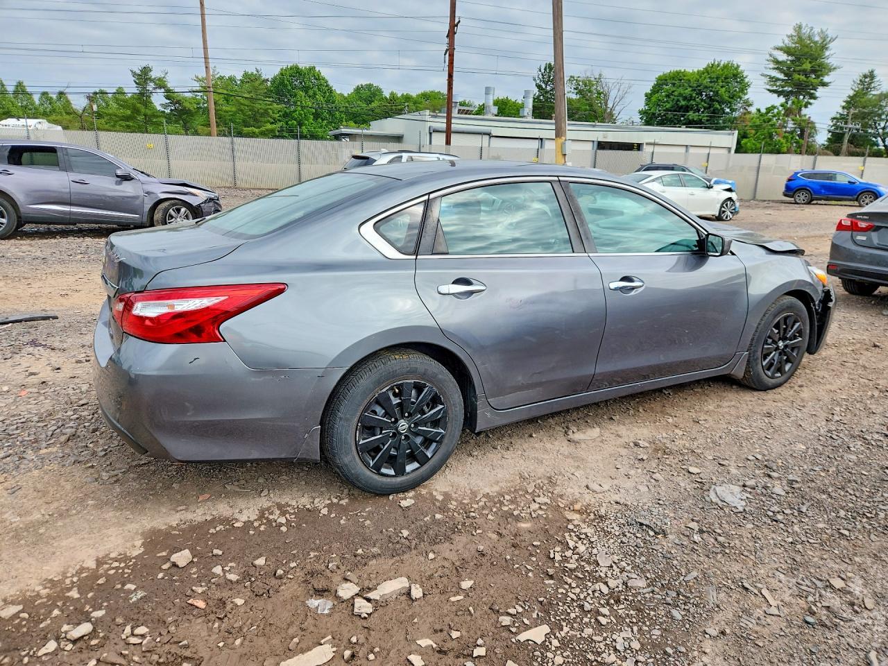 2017 NISSAN ALTIMA