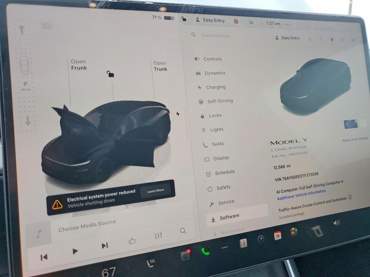 2026 TESLA MODEL Y