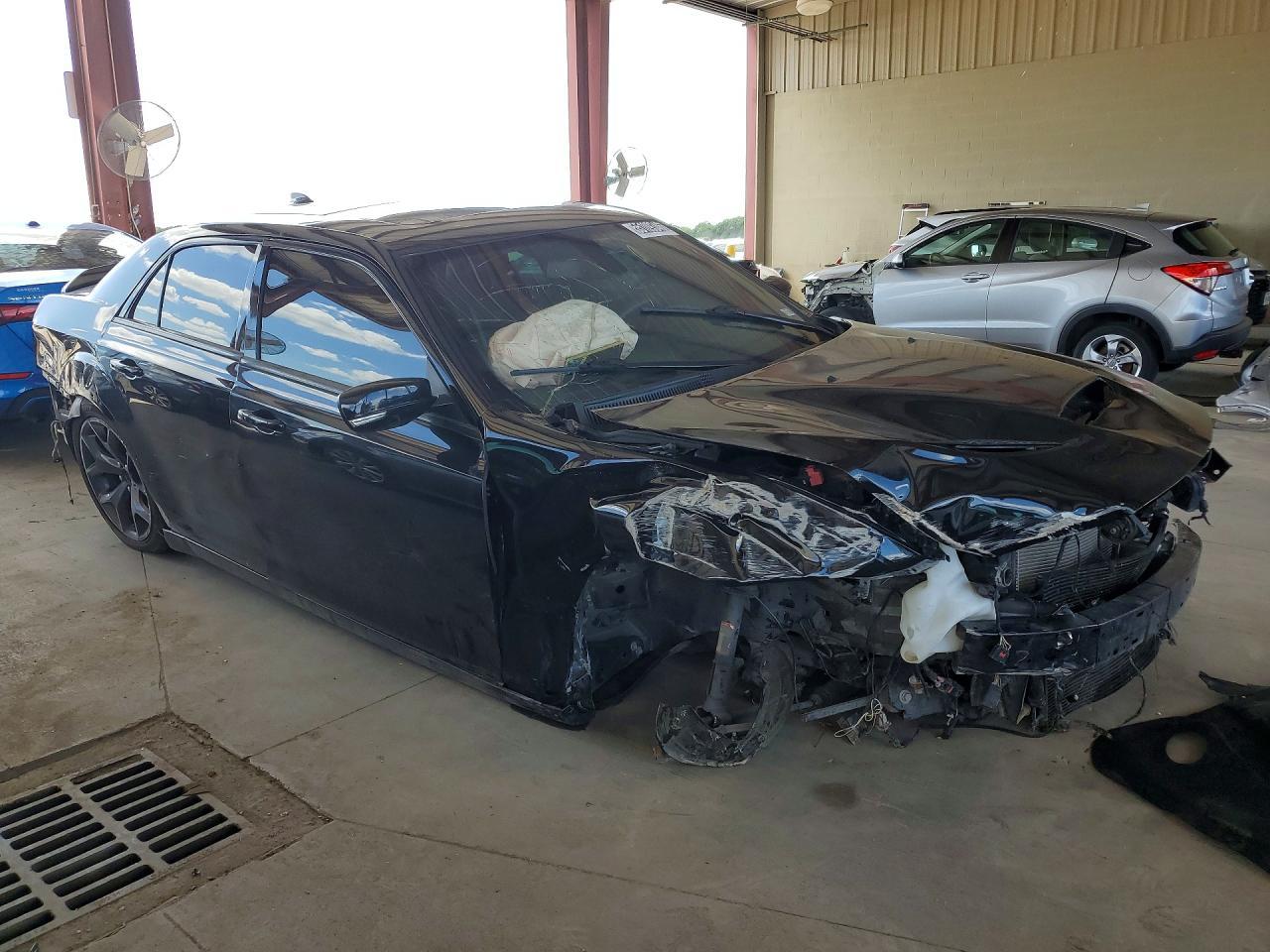 2022 CHRYSLER 300