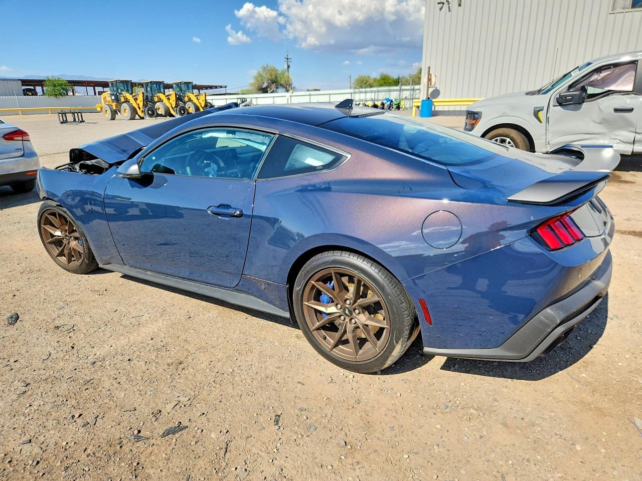 2025 FORD MUSTANG