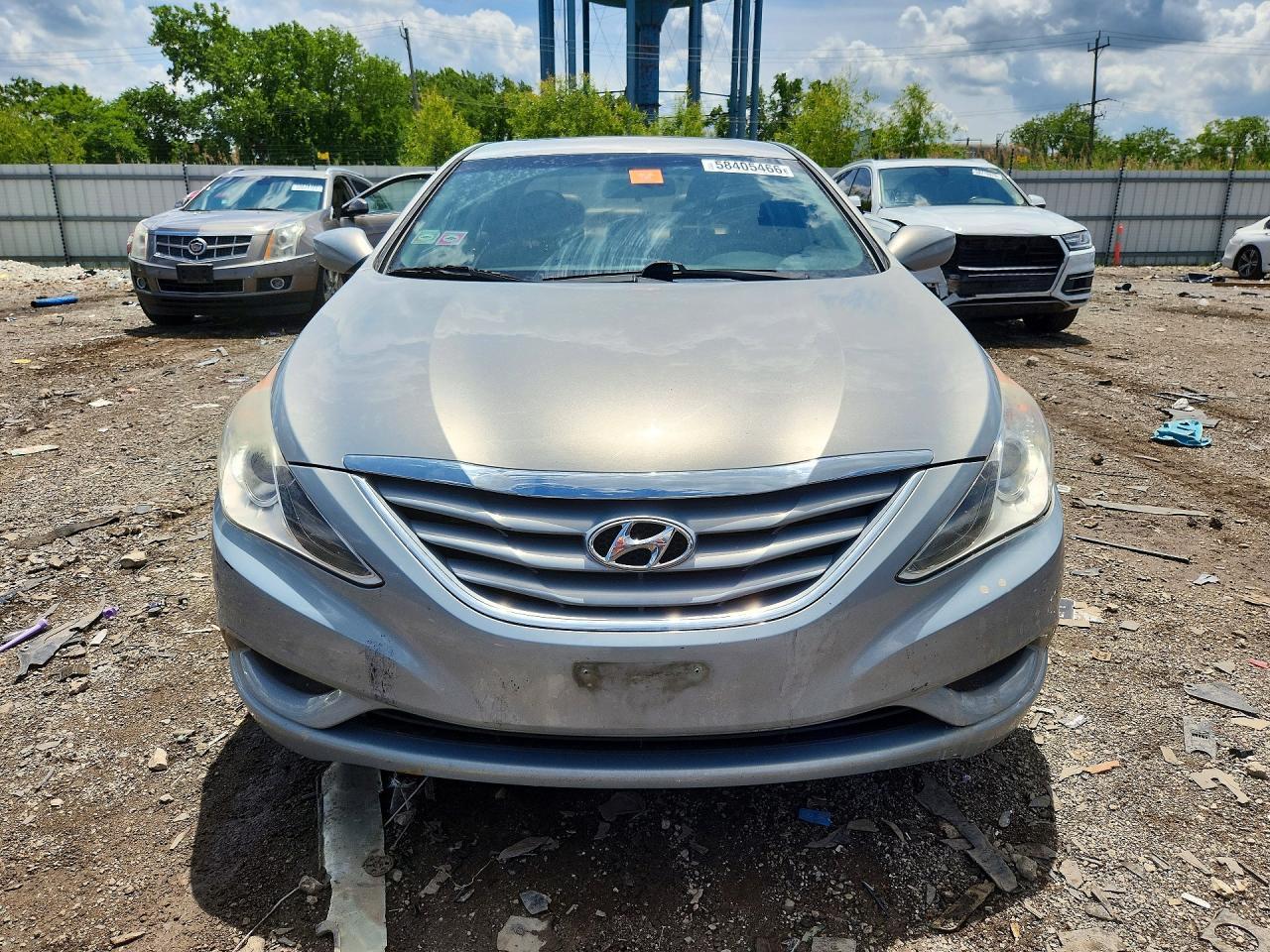 2011 HYUNDAI SONATA