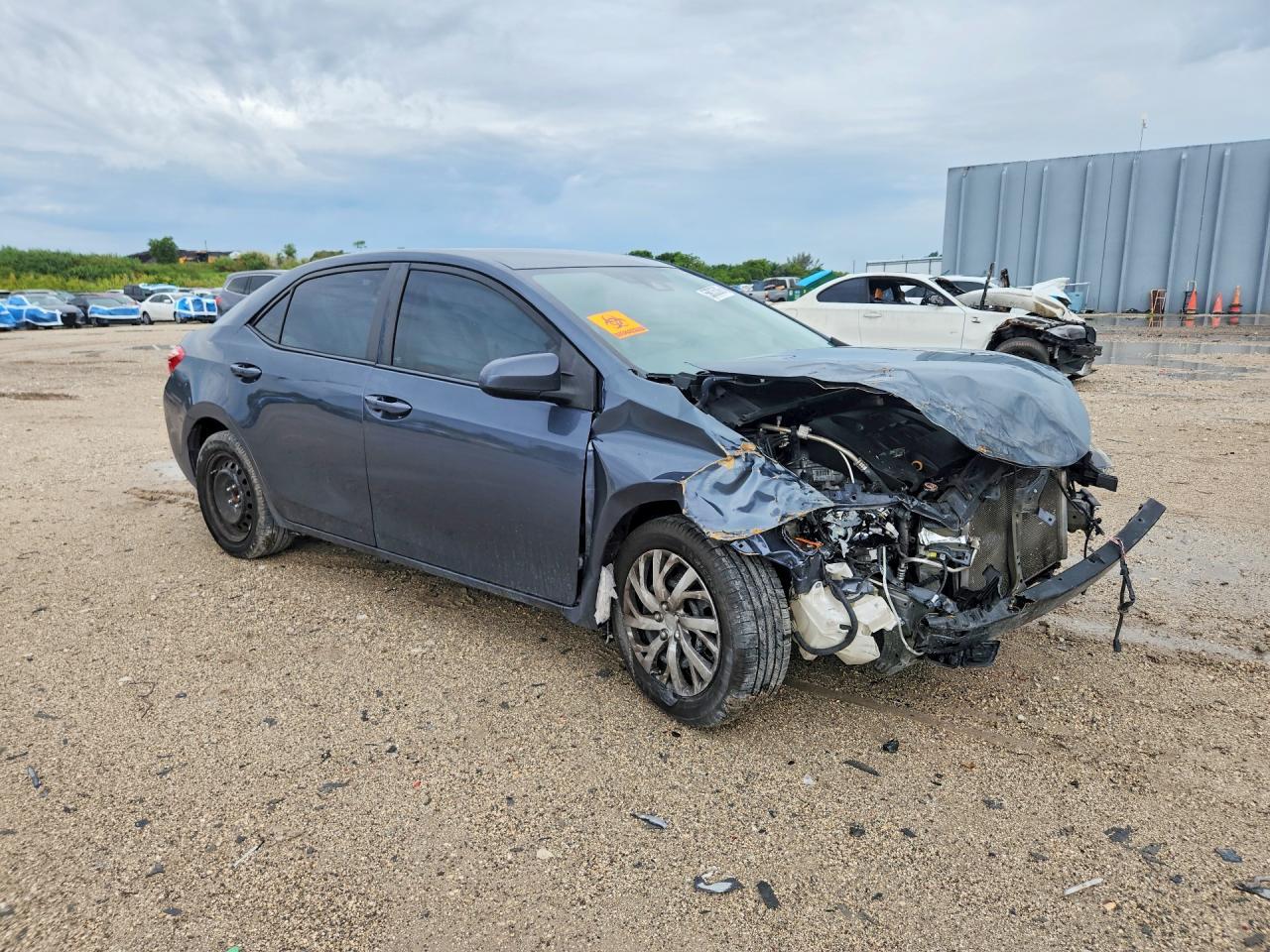 2018 TOYOTA COROLLA
