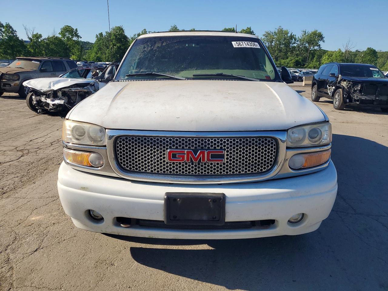 2002 GMC Denali