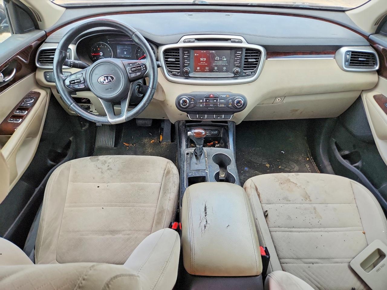 2017 KIA SORENTO