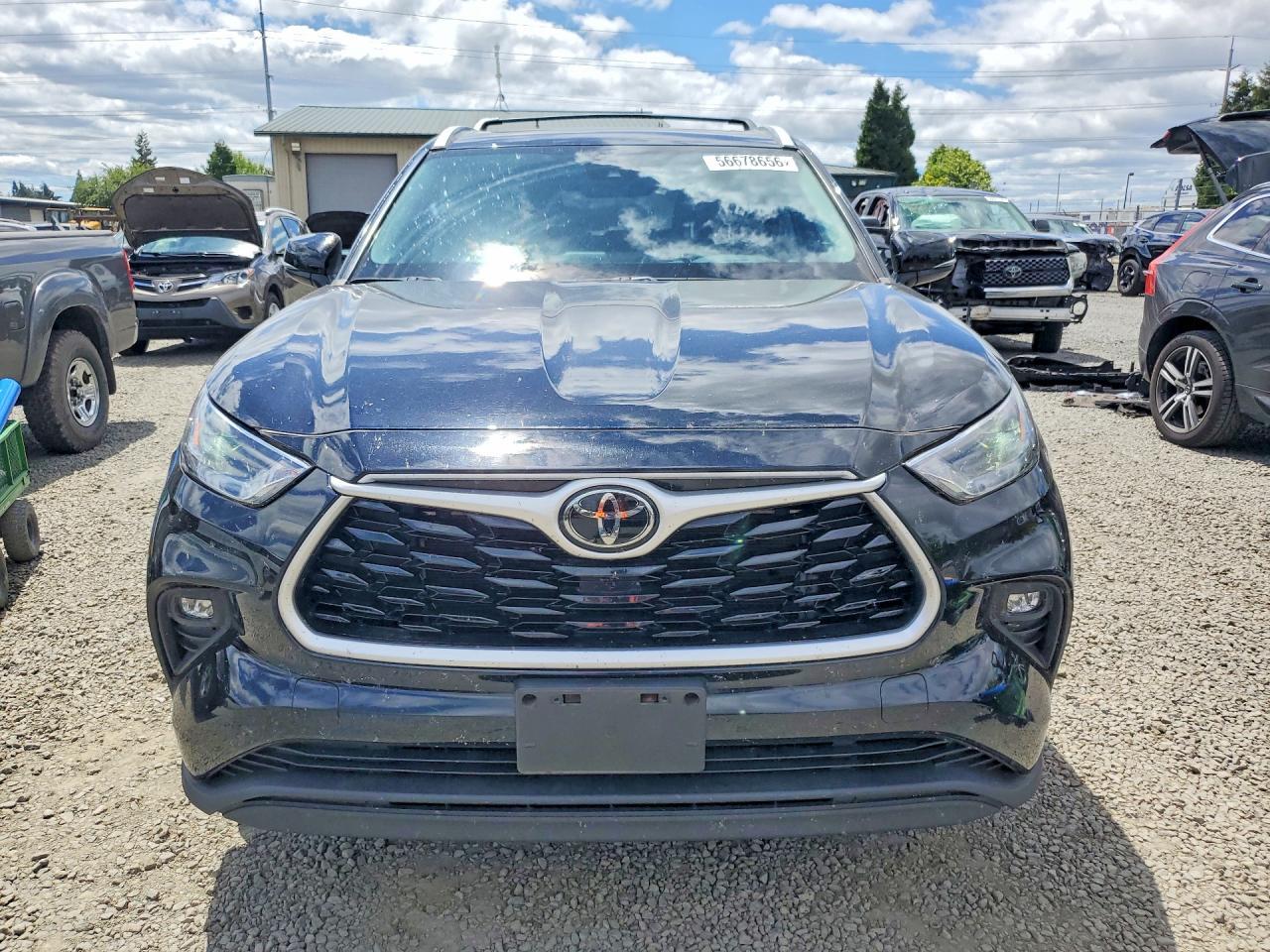 2022 TOYOTA HIGHLANDER