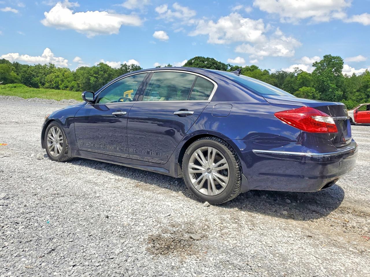2012 HYUNDAI GENESIS