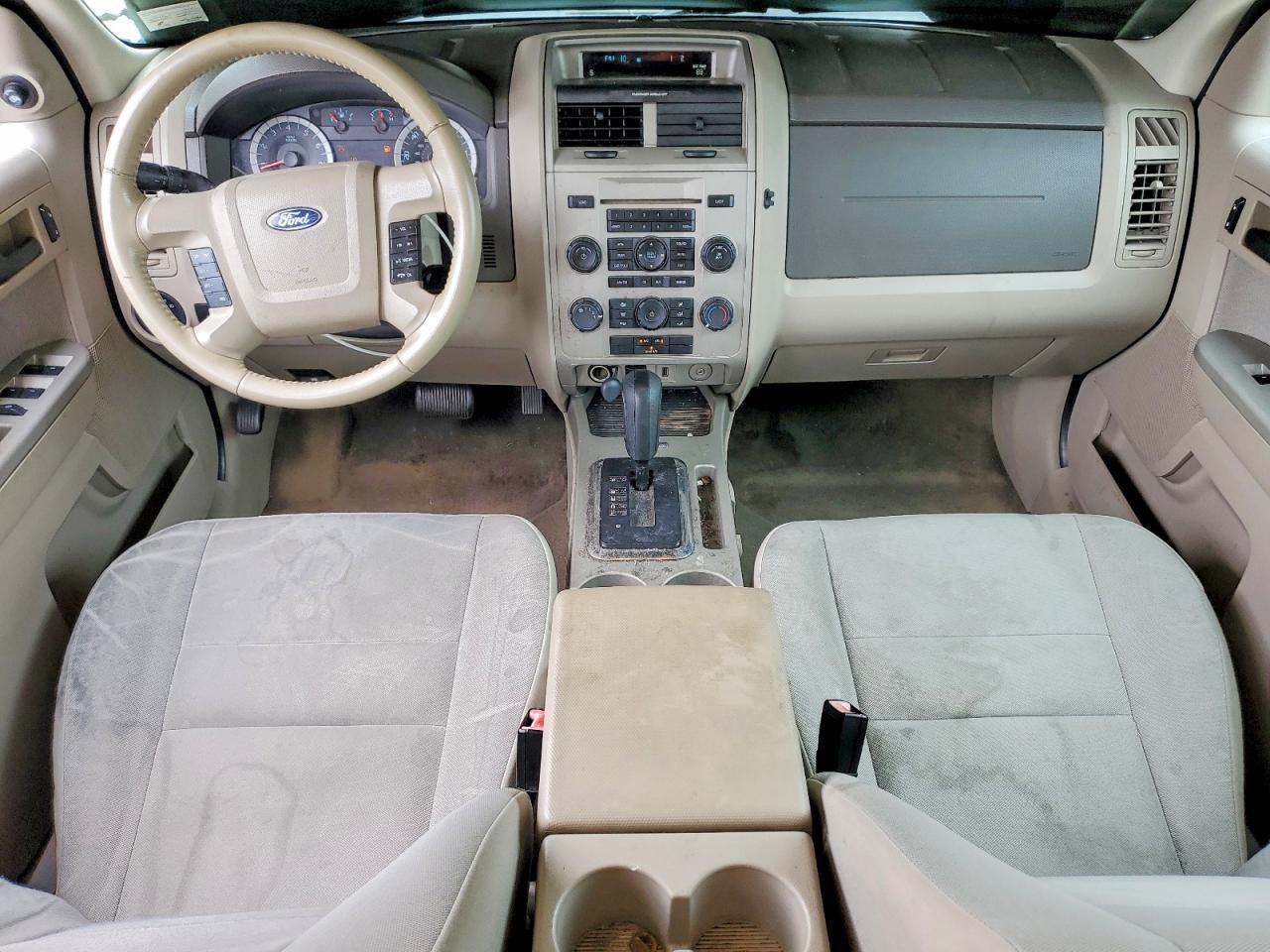 2010 FORD ESCAPE