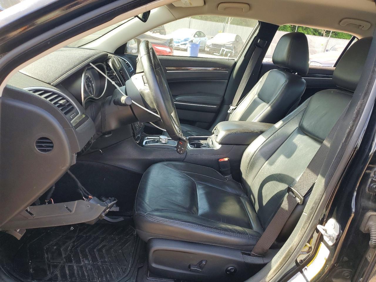 2017 CHRYSLER 300