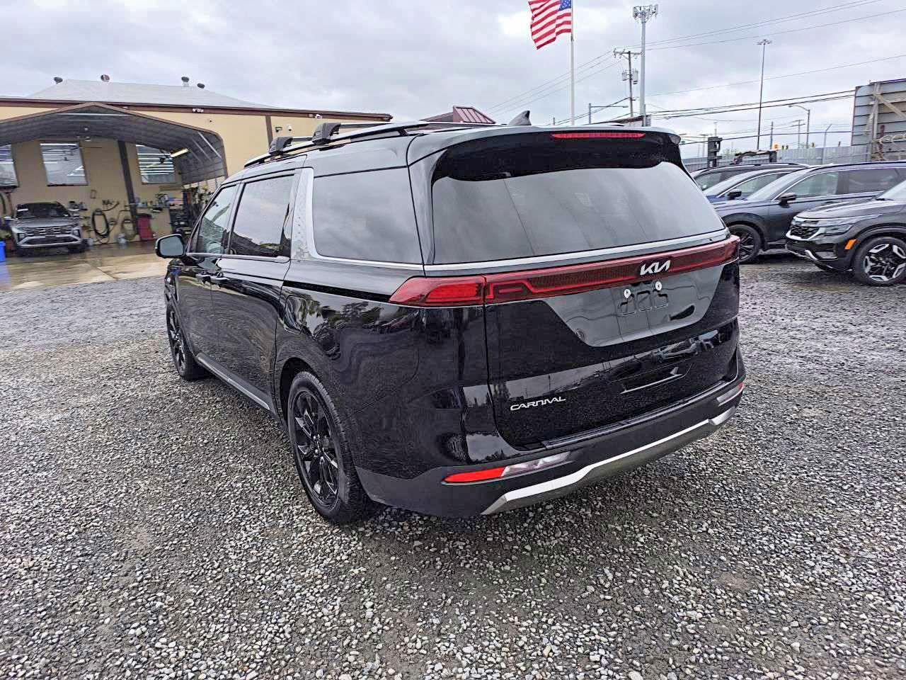 2024 KIA Carnival