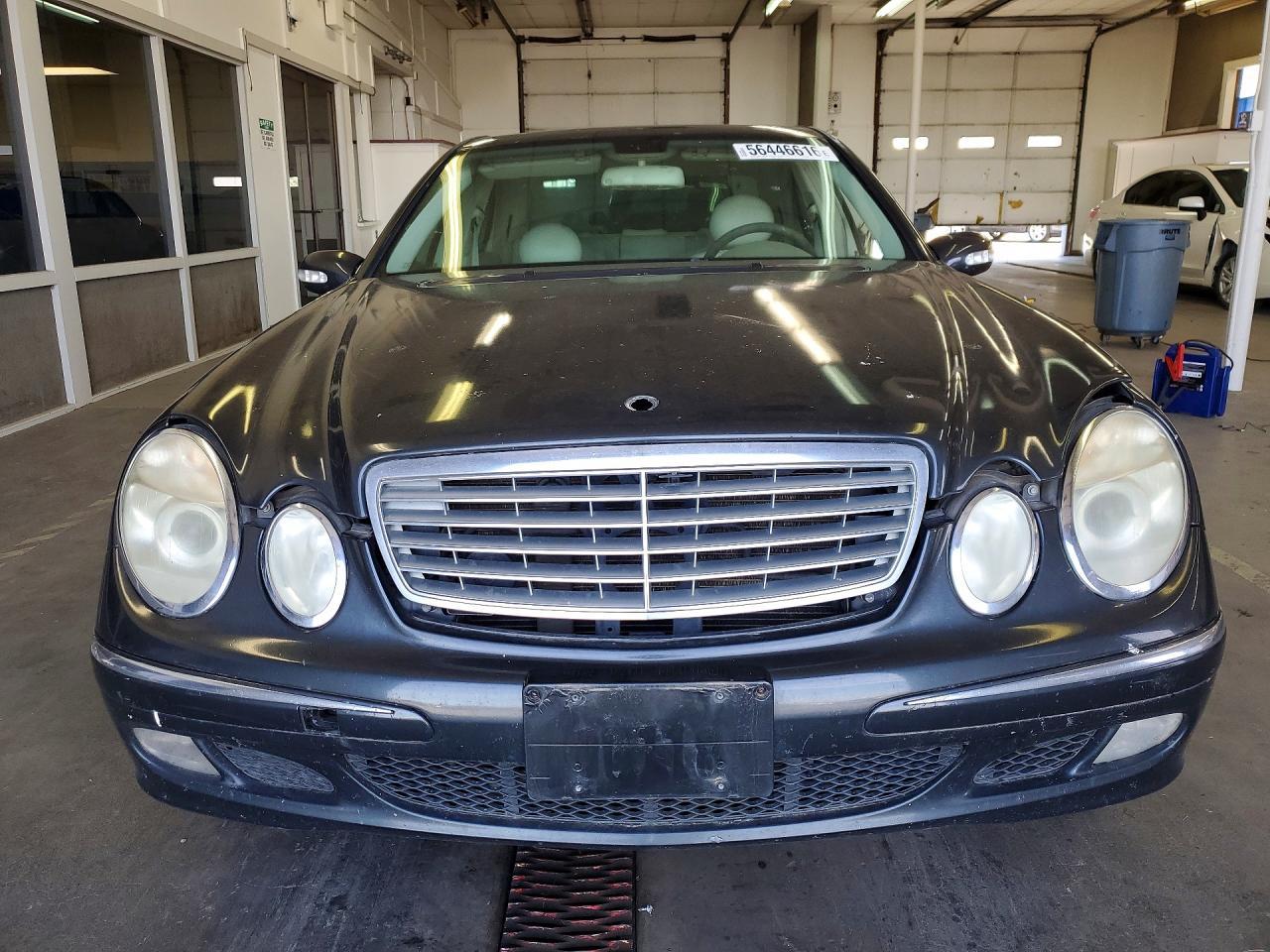 2003 MERCEDES-BENZ E-Class