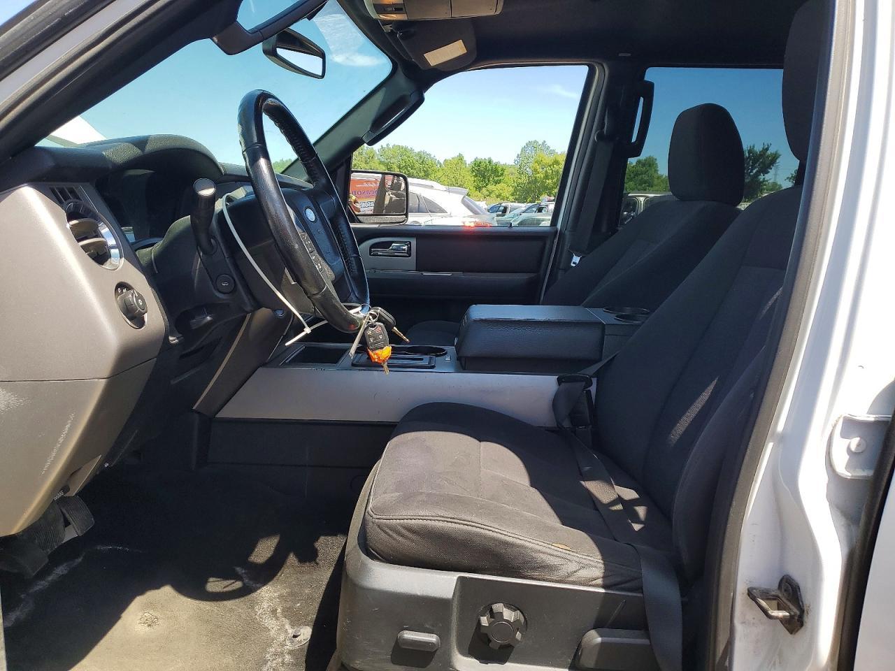 2017 FORD Expedition