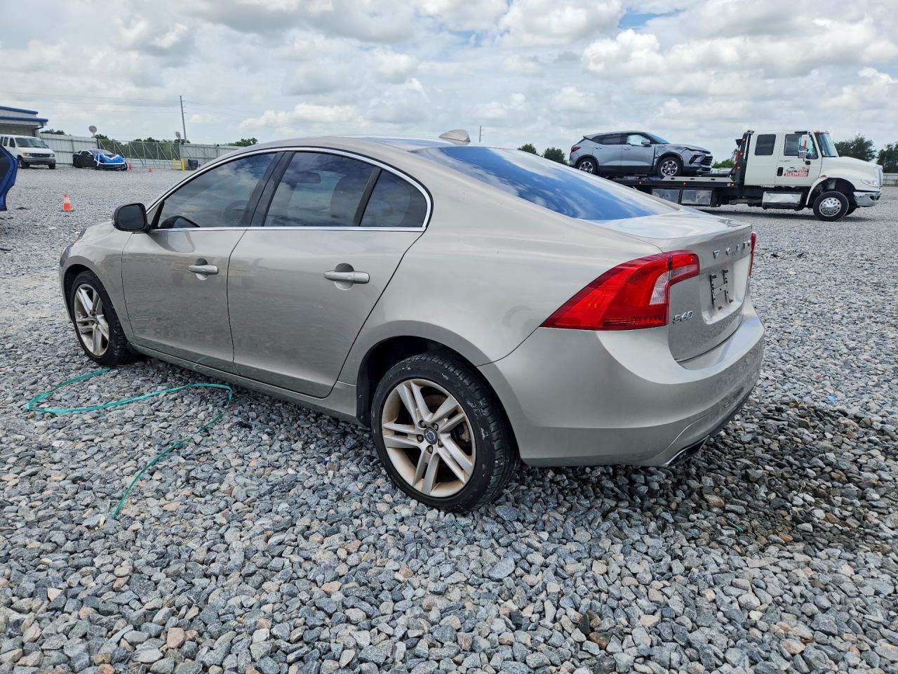 2014 VOLVO S60