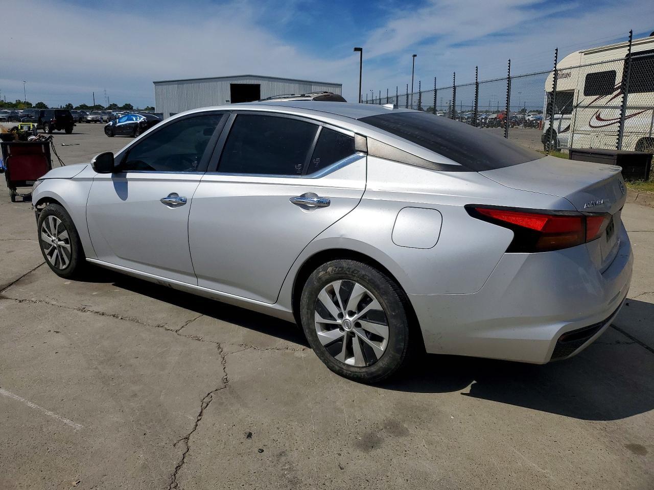 2020 NISSAN ALTIMA