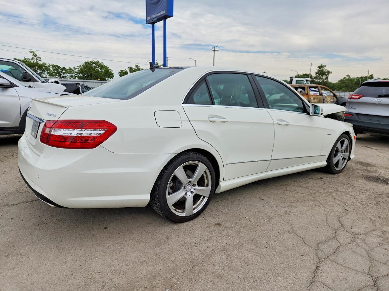 2012 MERCEDES-BENZ E-Class