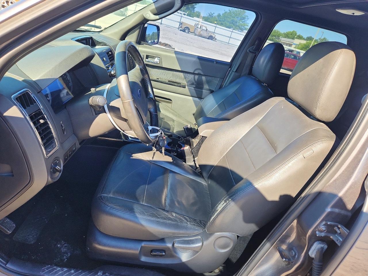 2009 FORD ESCAPE