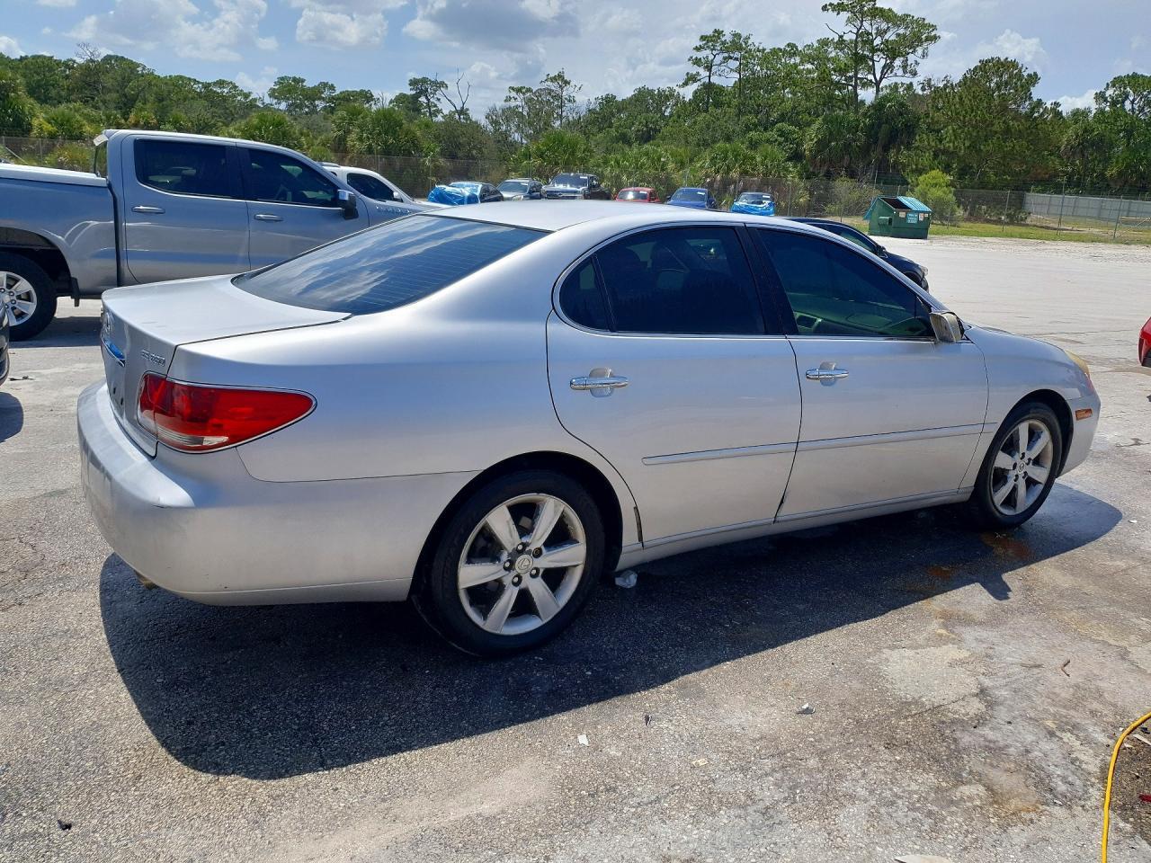 2005 LEXUS ES 330