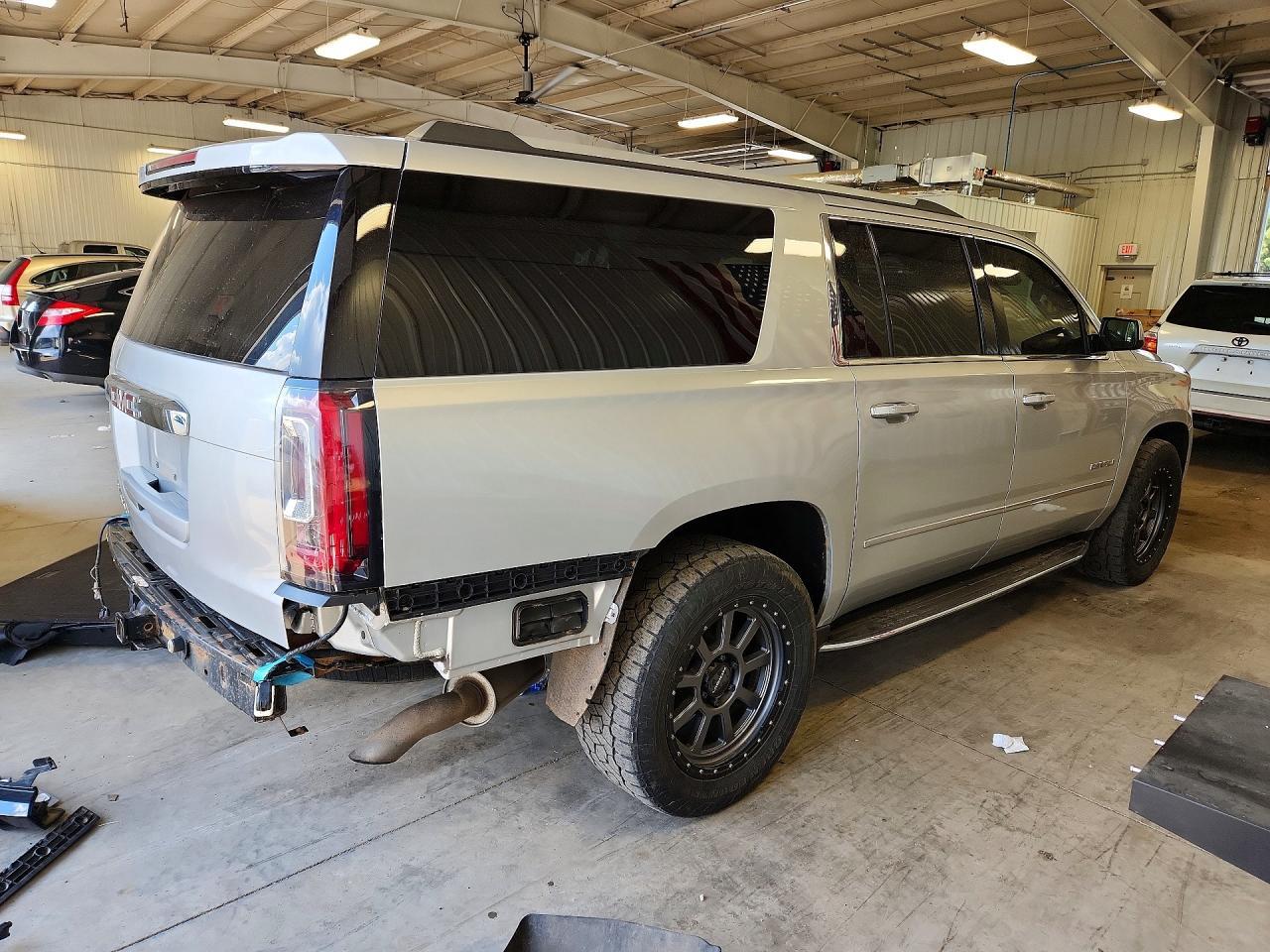 2016 GMC Yukon XL