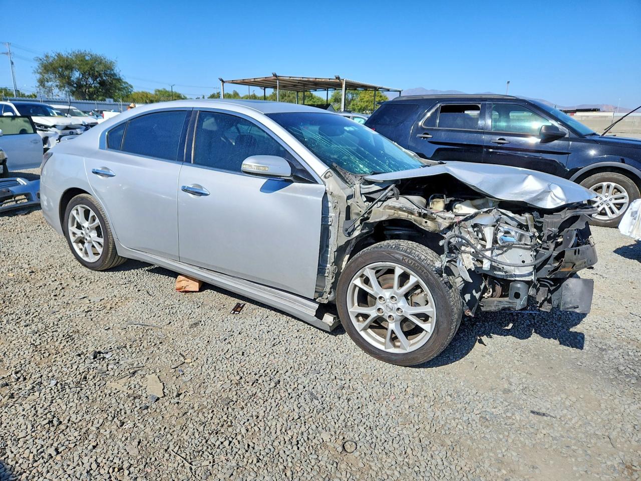 2014 NISSAN Maxima