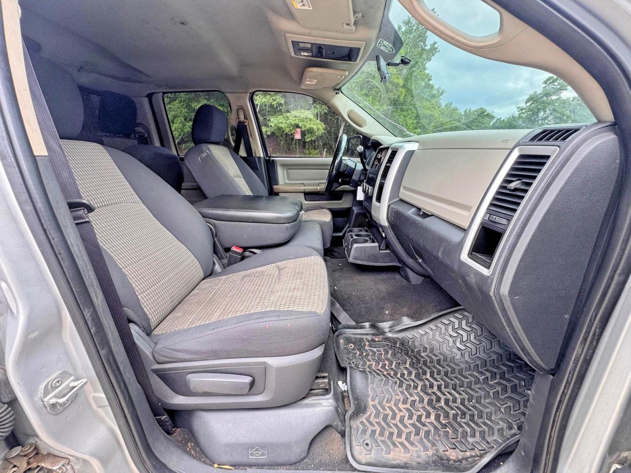 2011 DODGE RAM 1500