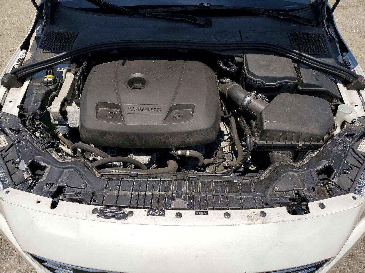 2018 VOLVO S60
