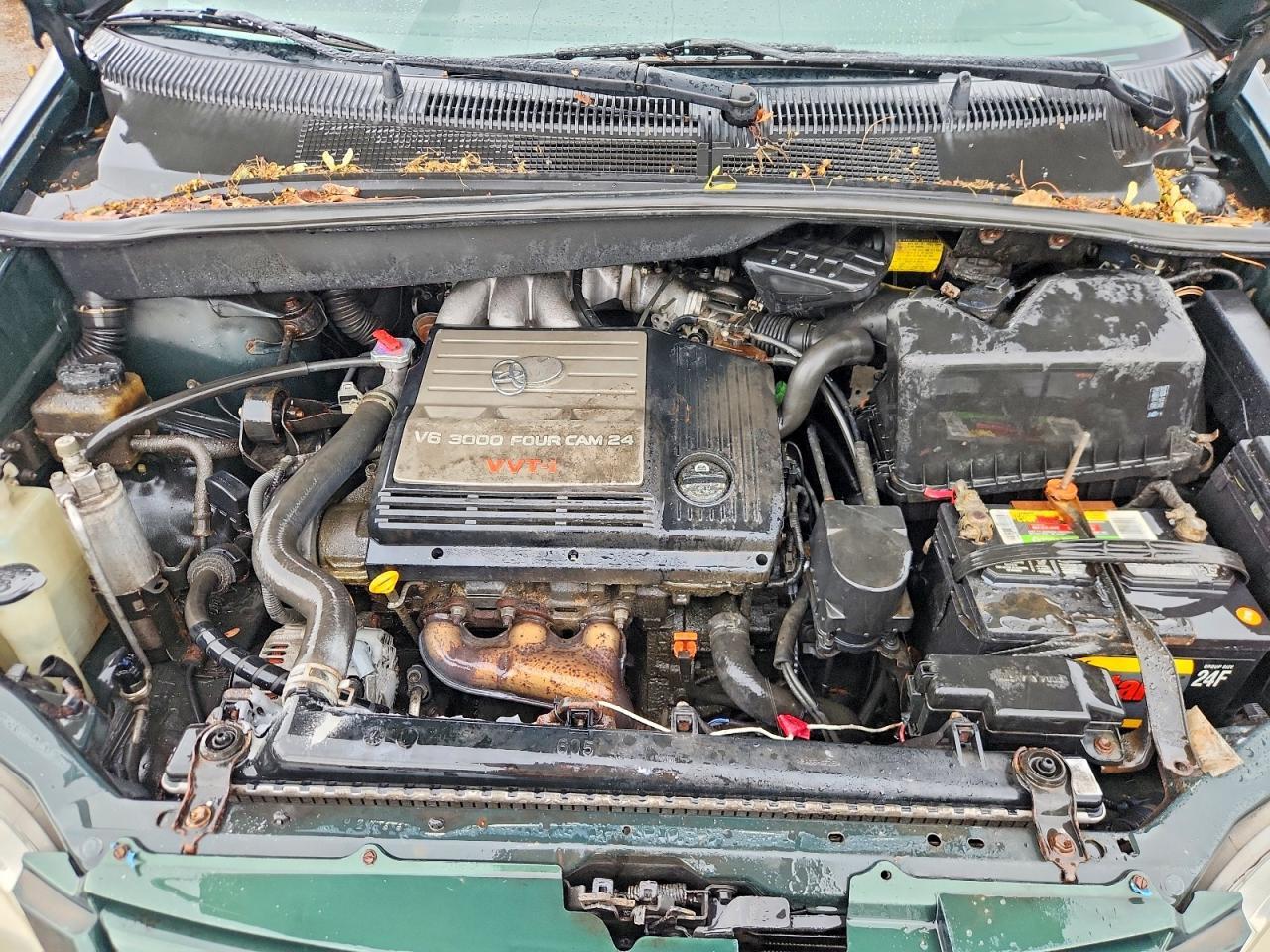 2001 TOYOTA SIENNA