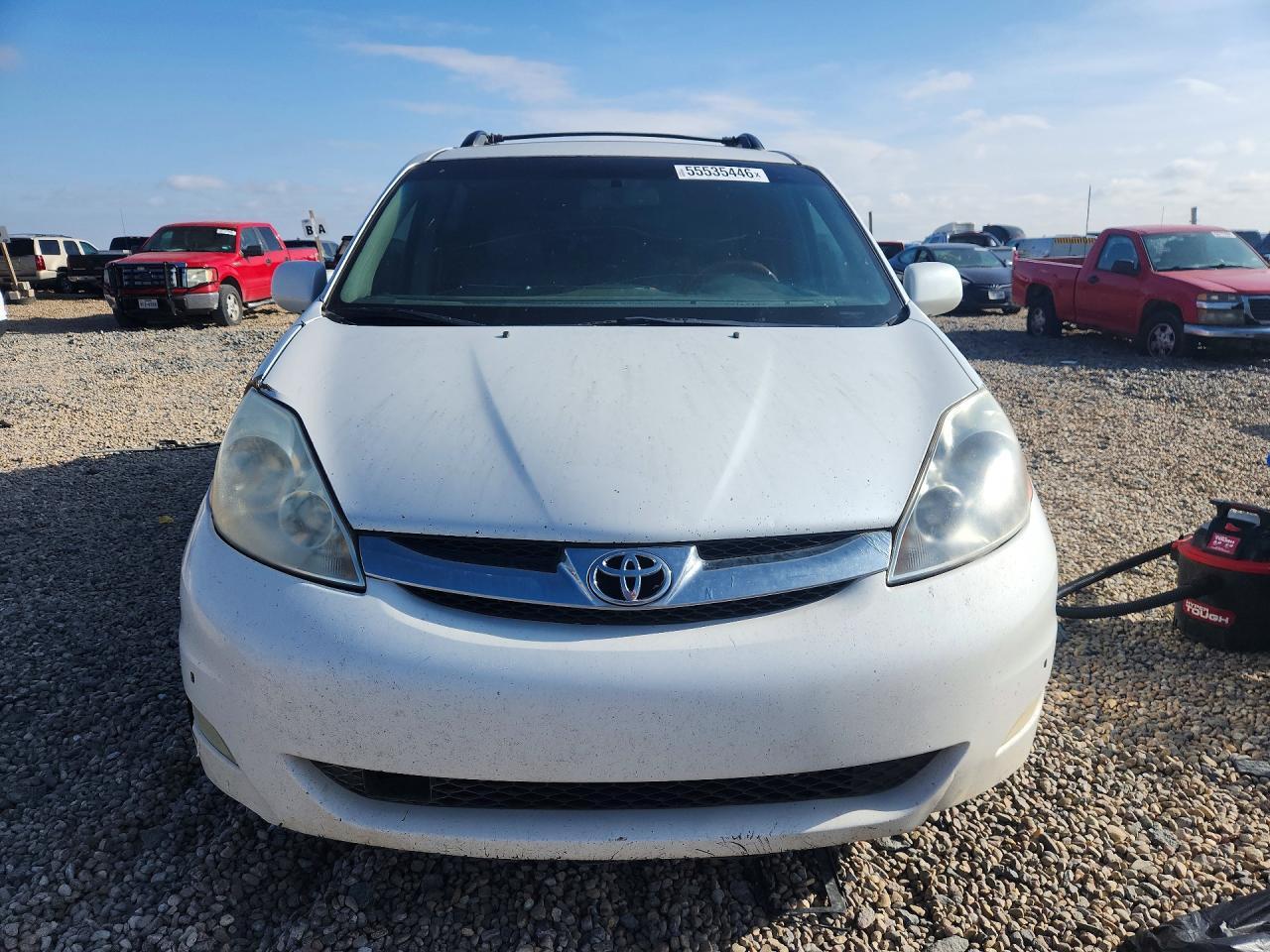 2008 TOYOTA SIENNA