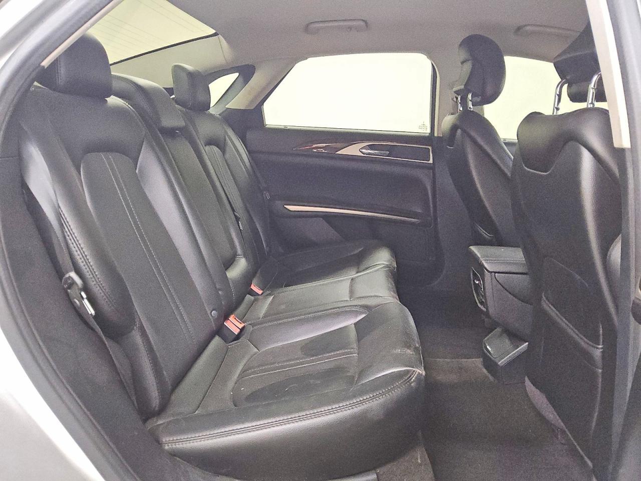 2016 LINCOLN MKZ