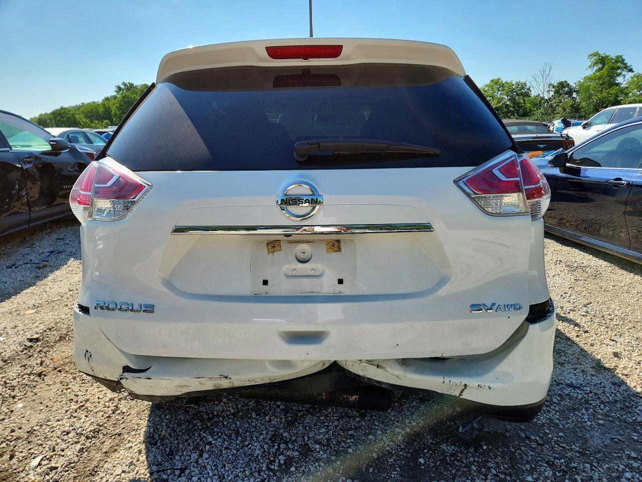 2016 NISSAN ROGUE