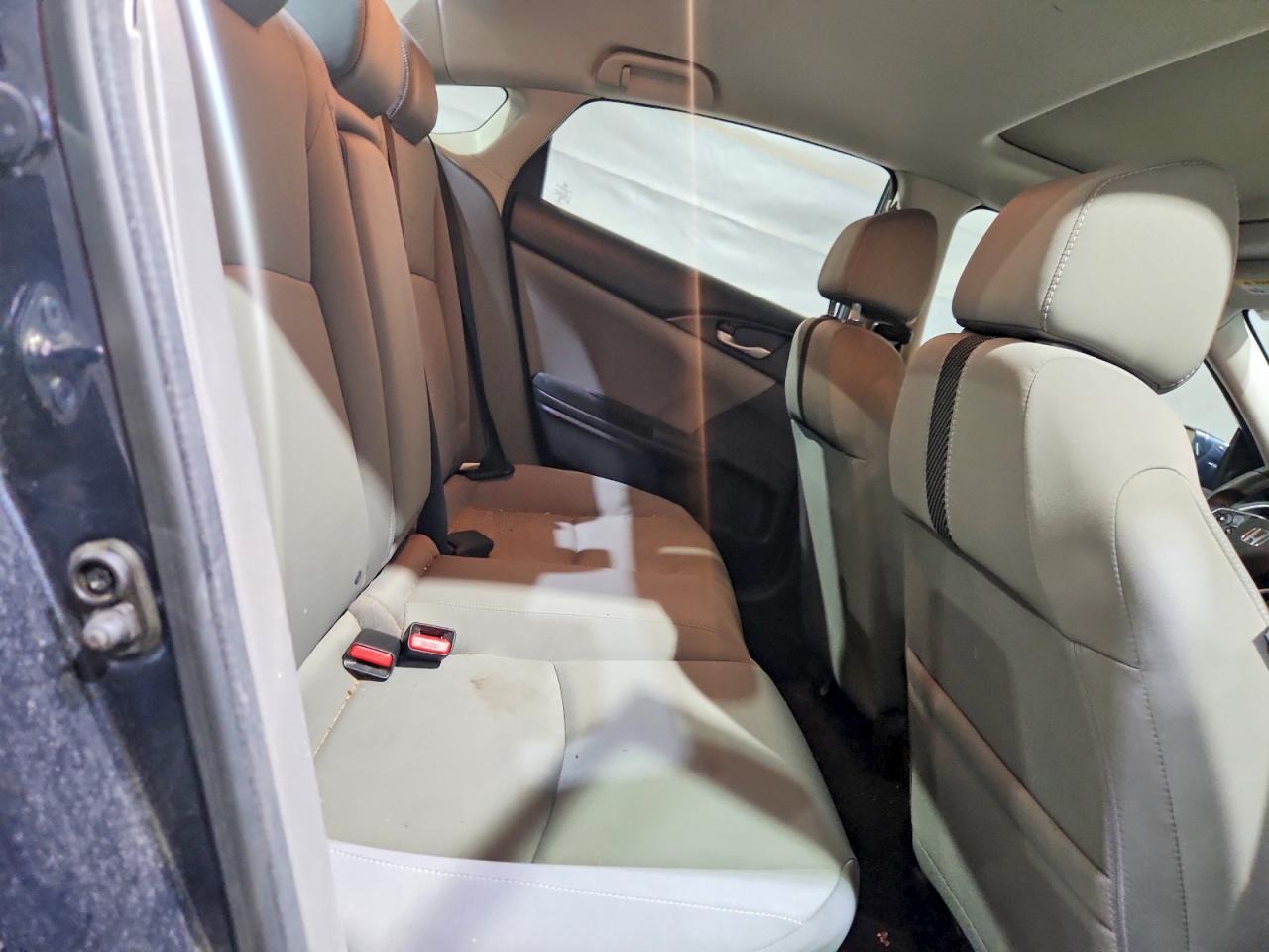 2016 HONDA CIVIC