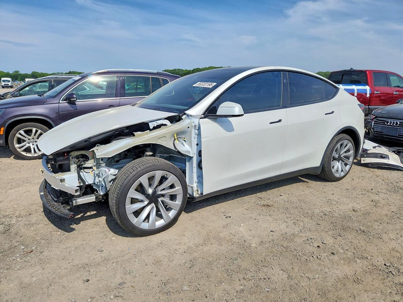 2026 TESLA MODEL Y