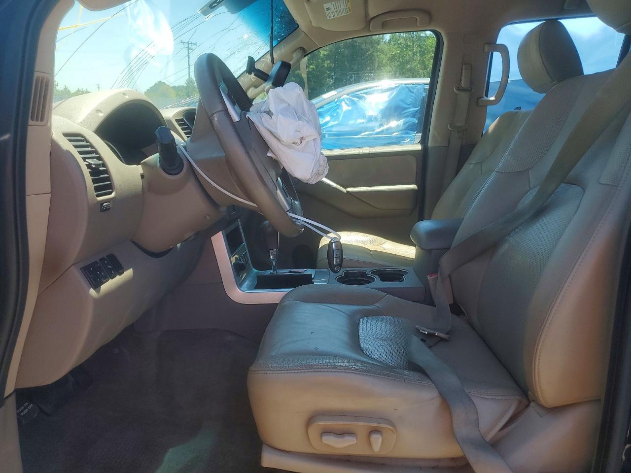 2012 NISSAN PATHFINDER