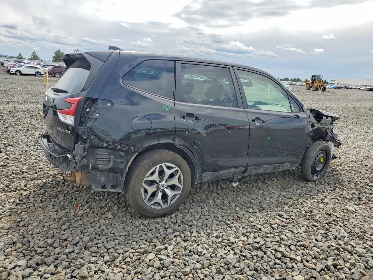 2021 SUBARU FORESTER