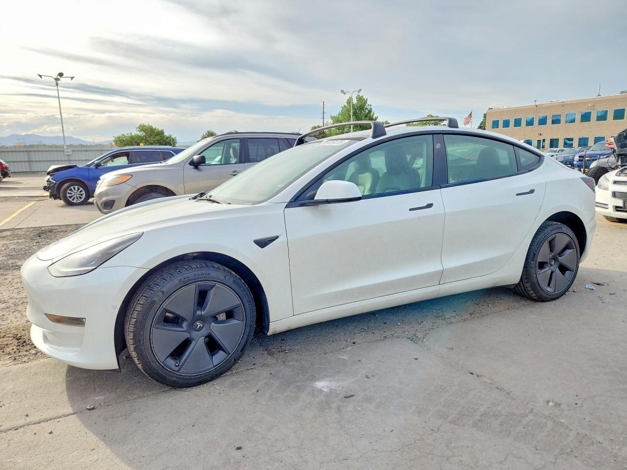 2021 TESLA MODEL 3