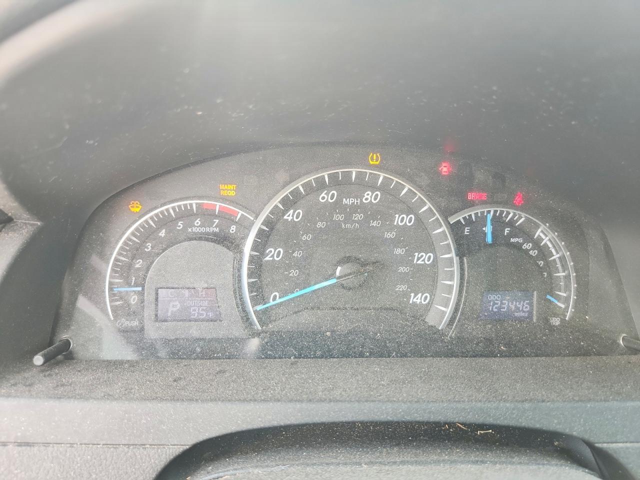 2012 TOYOTA CAMRY