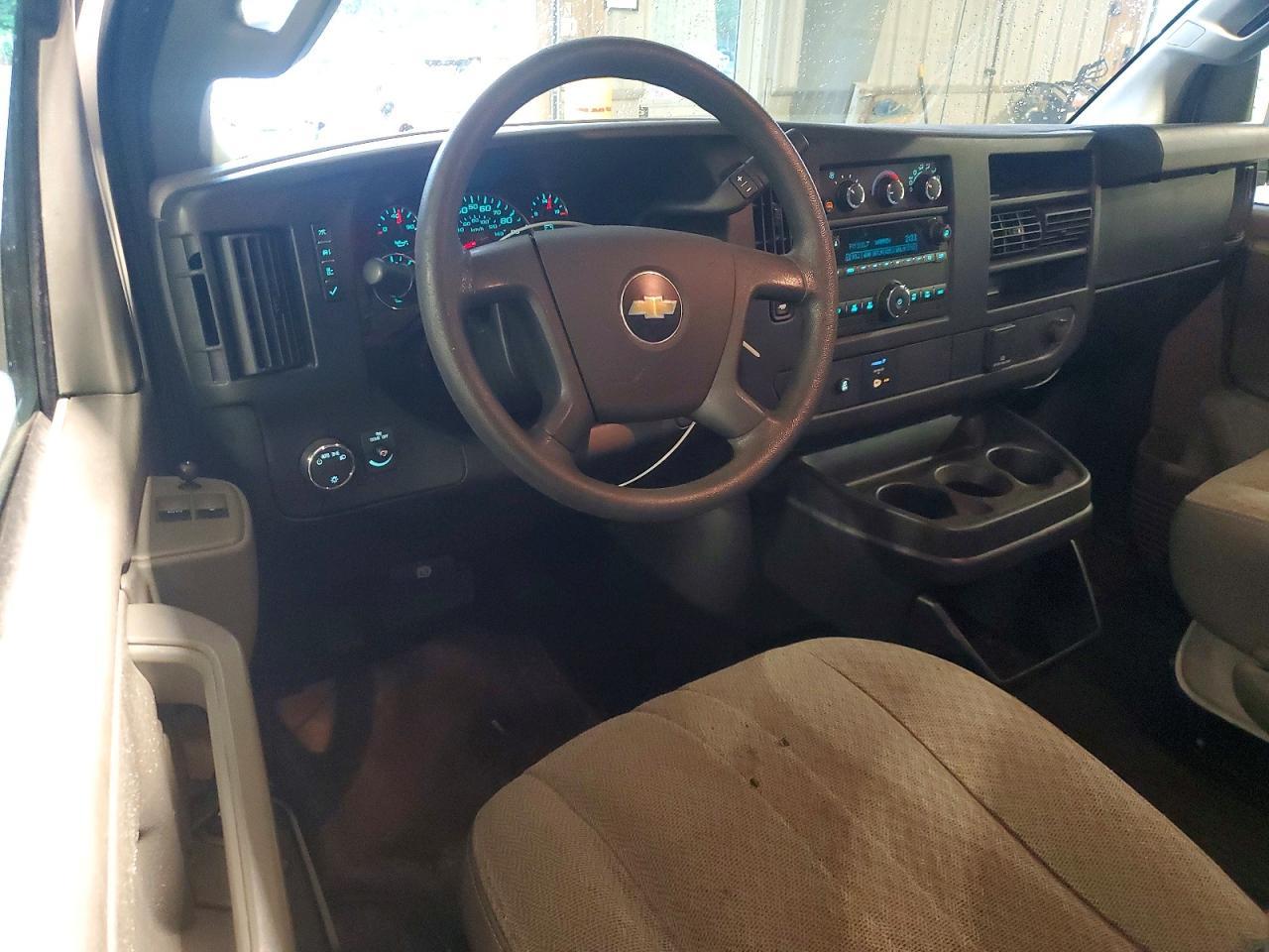 2017 CHEVROLET EXPRESS 2500