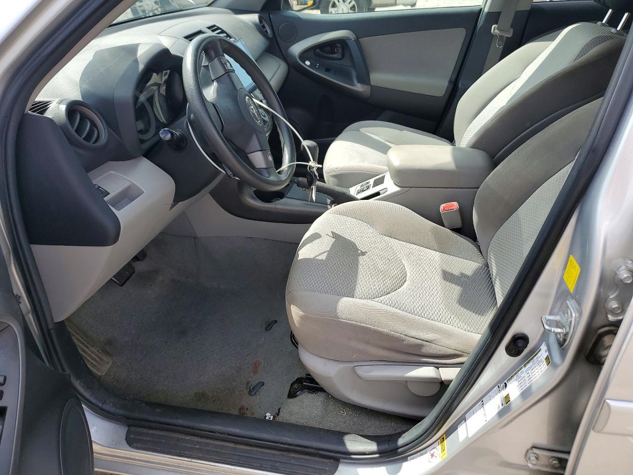 2011 TOYOTA RAV4