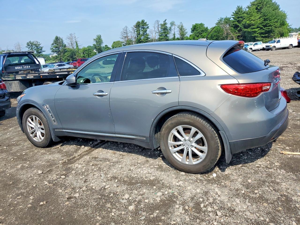 2013 INFINITI FX37