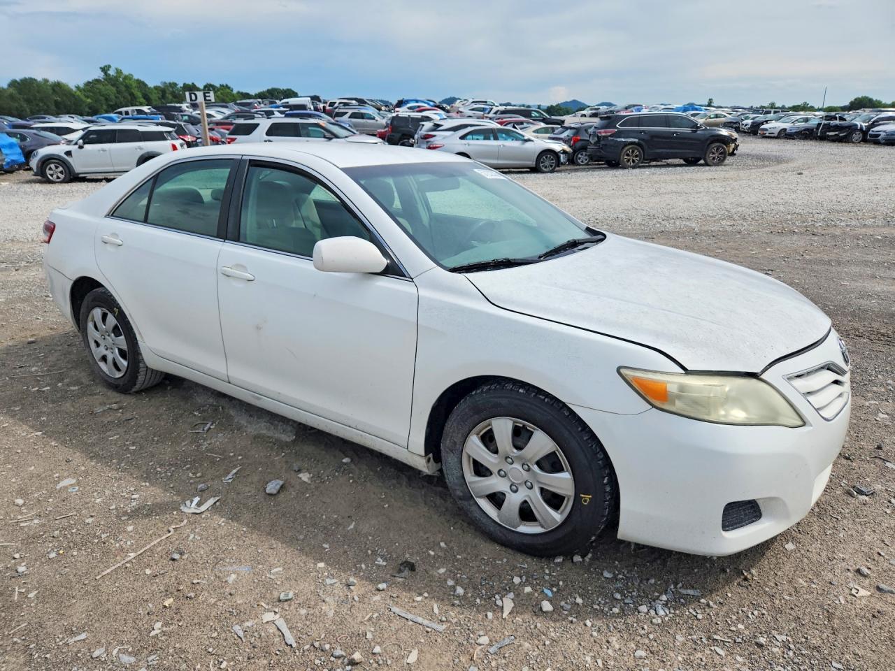 2011 TOYOTA CAMRY