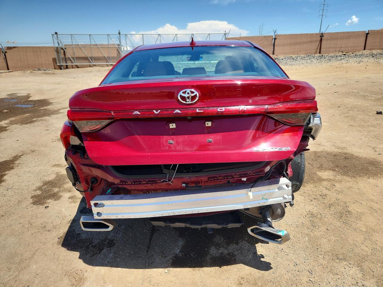 2019 TOYOTA Avalon