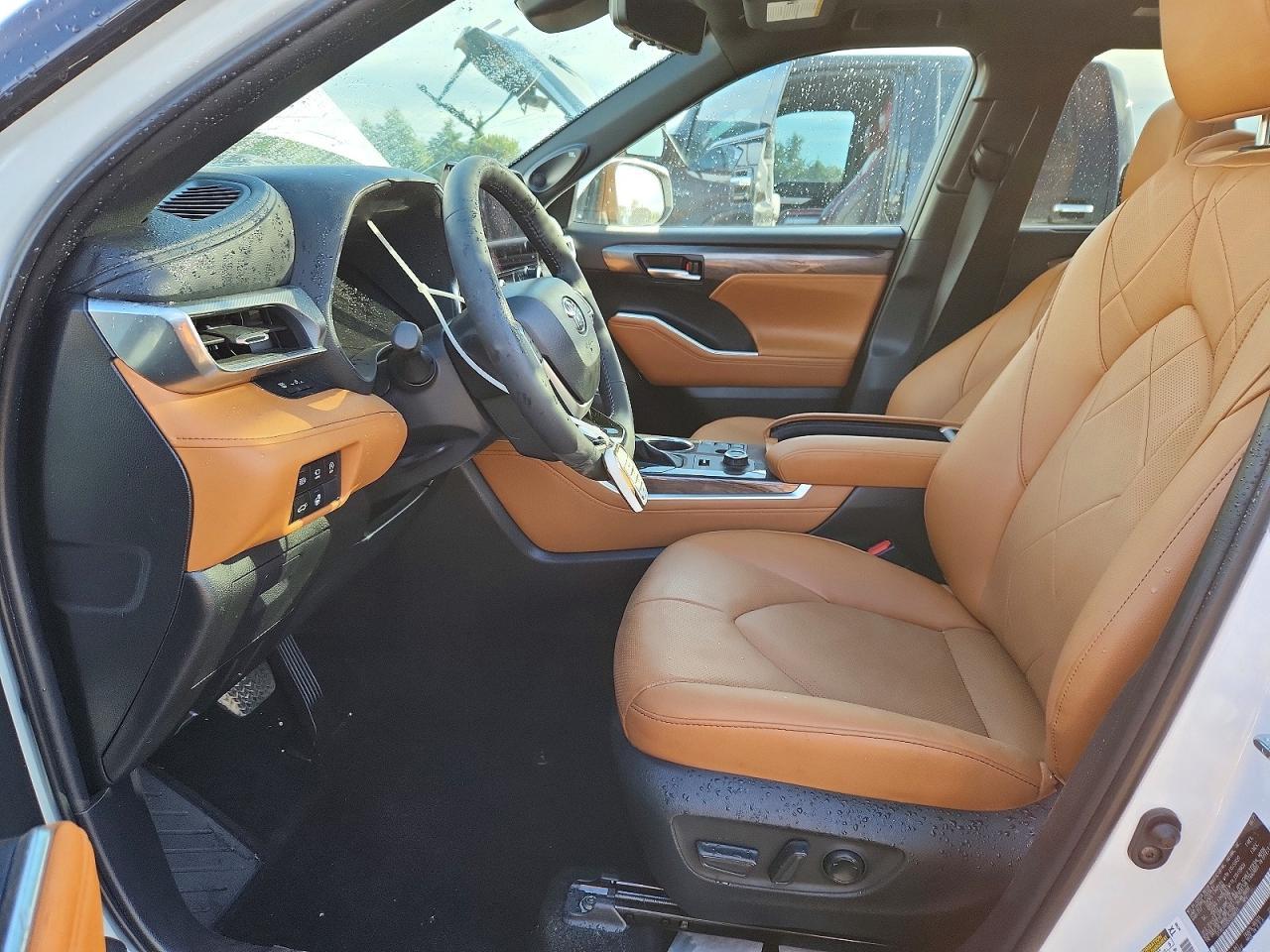 2025 TOYOTA HIGHLANDER