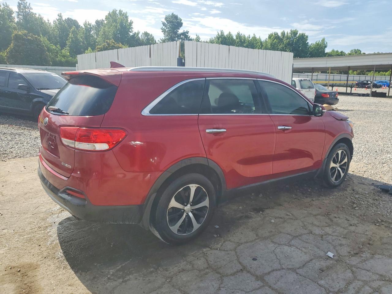 2016 KIA SORENTO
