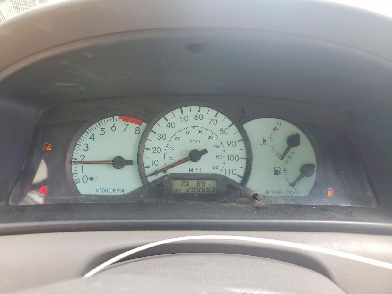 2004 TOYOTA COROLLA