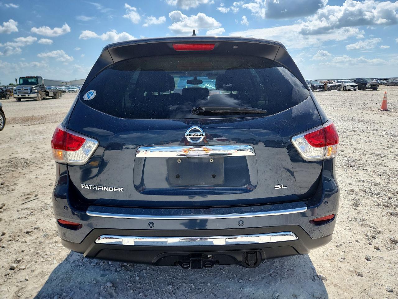 2016 NISSAN PATHFINDER