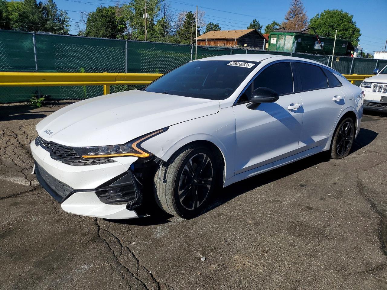 2022 KIA K5