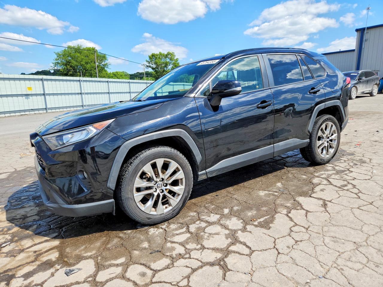 2019 TOYOTA RAV4