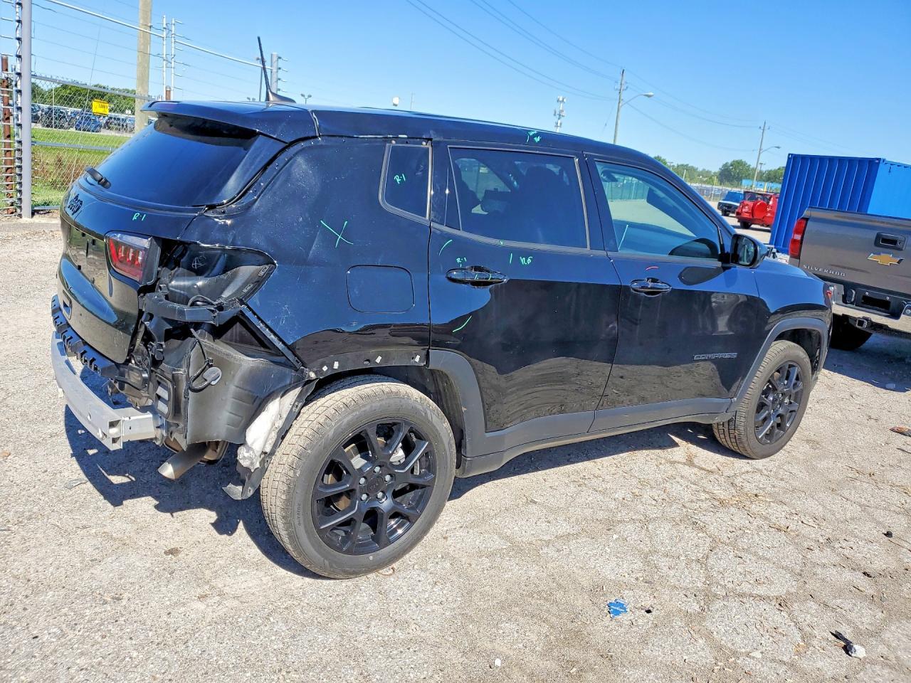 2023 JEEP Compass