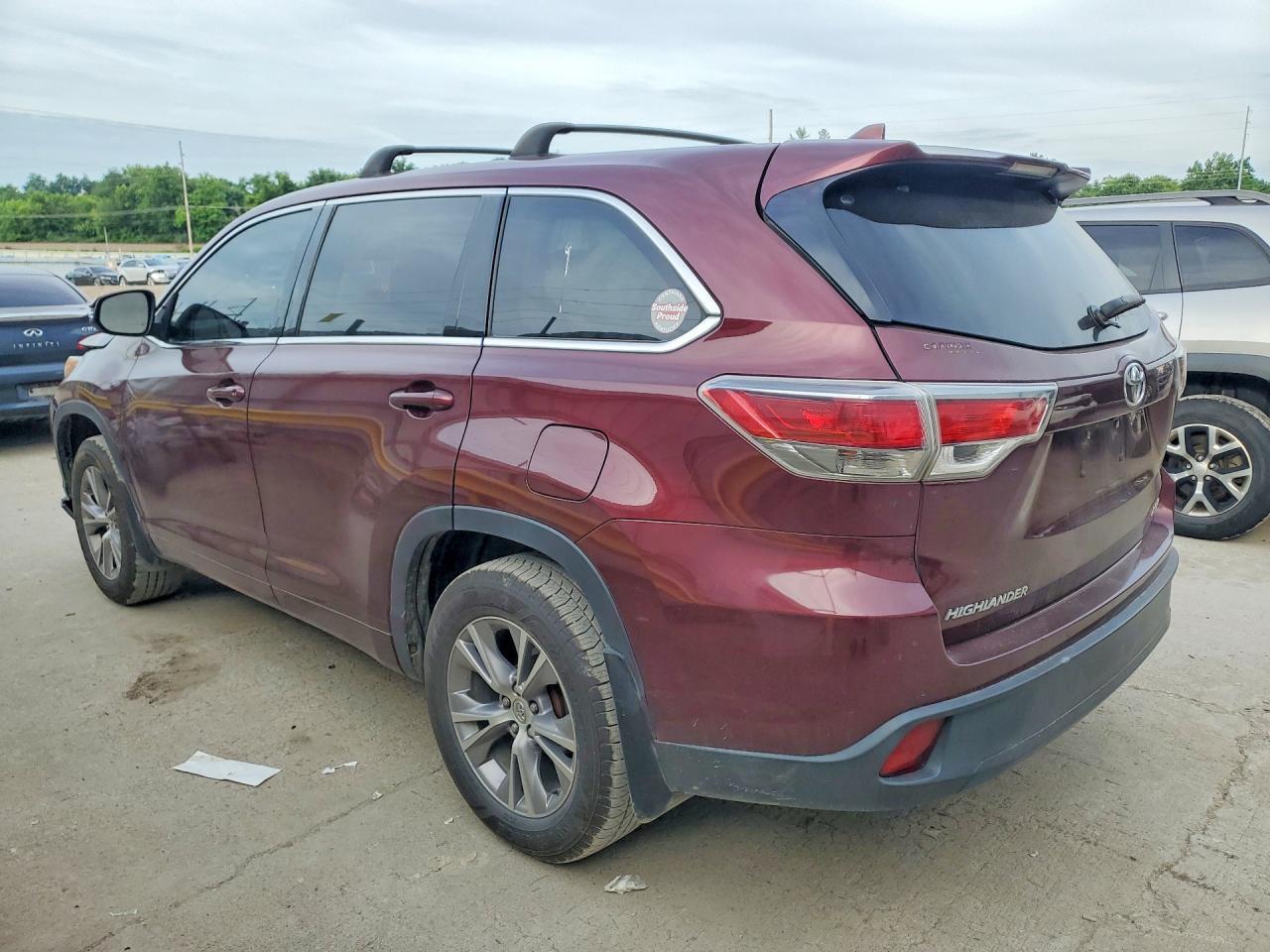 2015 TOYOTA HIGHLANDER