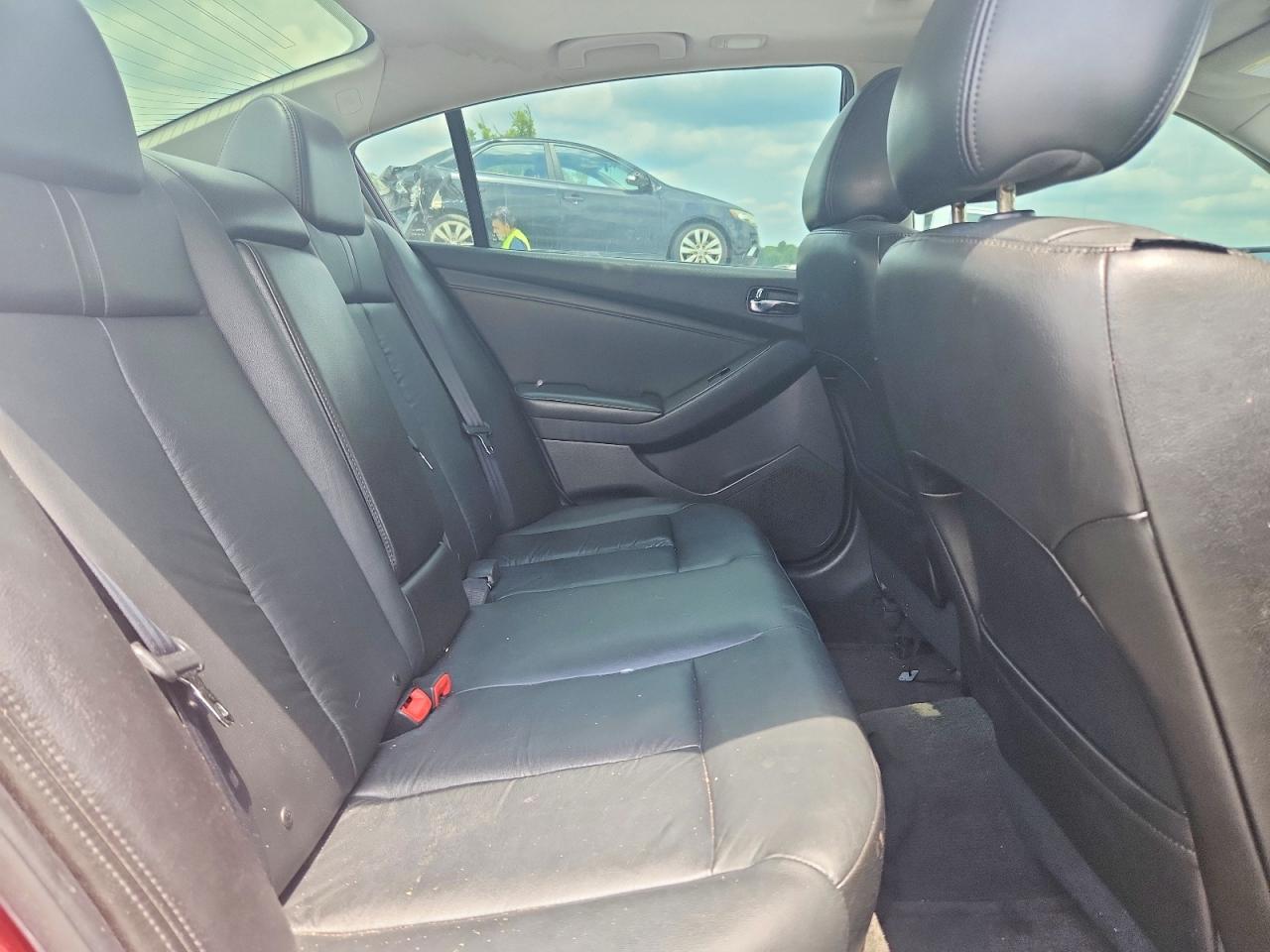 2012 NISSAN ALTIMA